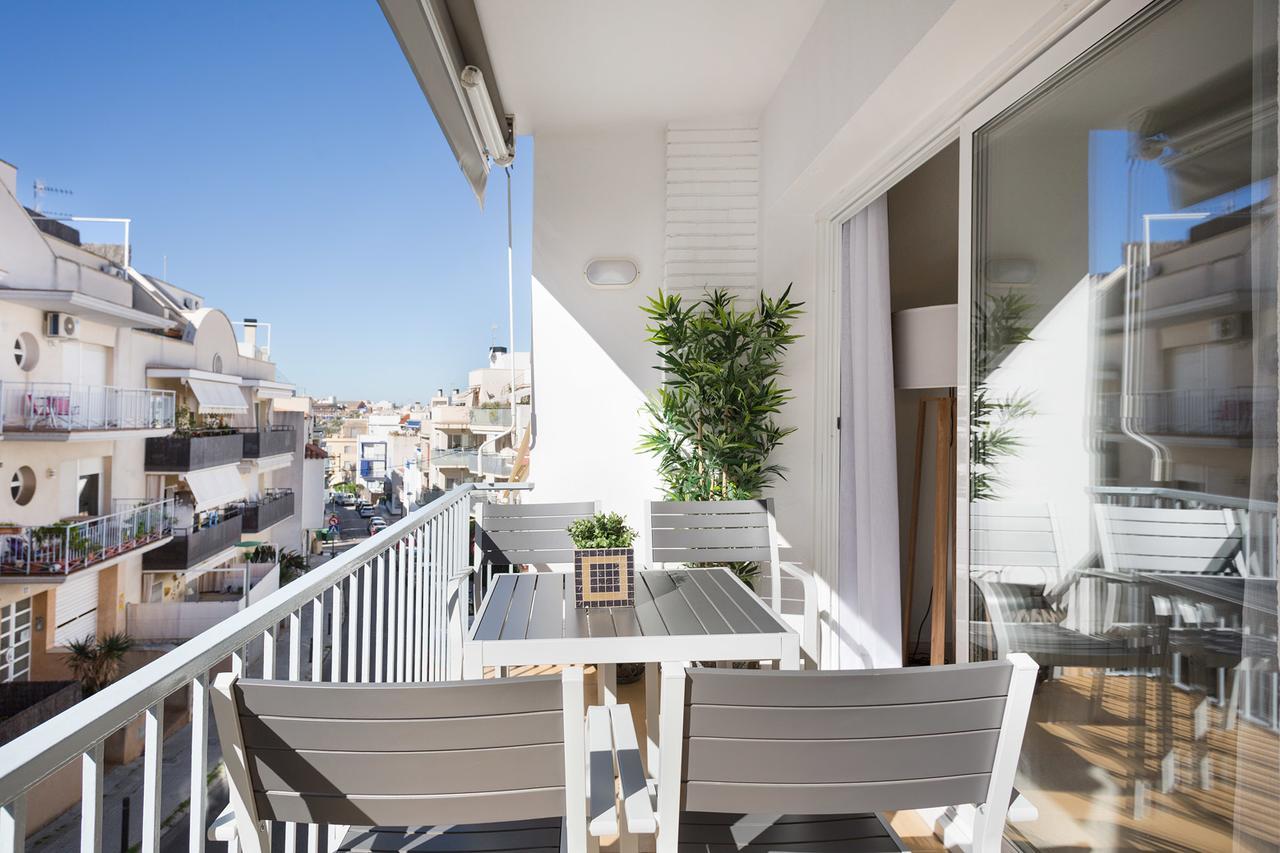 Sitges Group Calm Beach Exterior photo